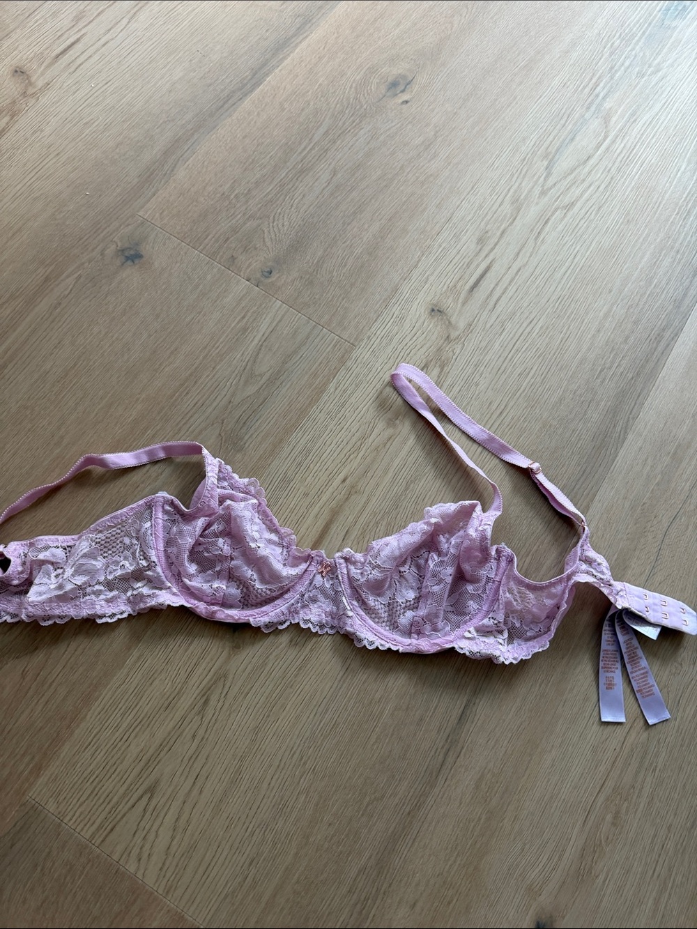 Savage X Fenty 32C Delicate Lace Underwire Bra - Pink